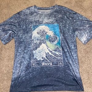 Wave T shirt NEVER WORN